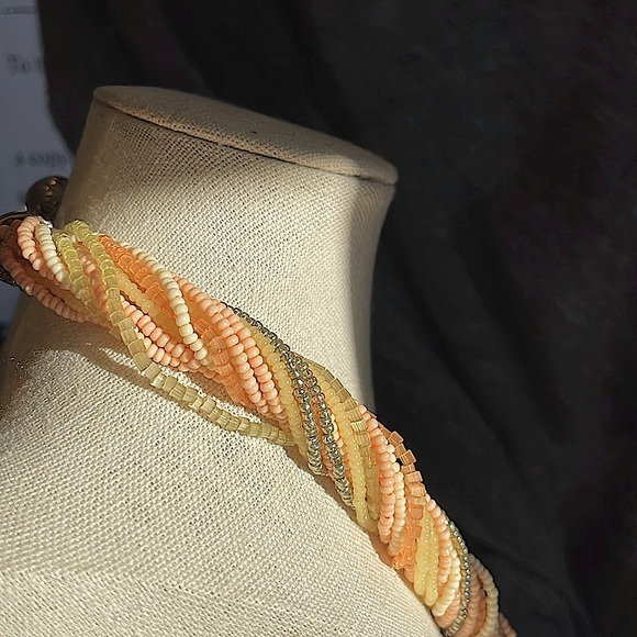 Gorgeous multi strand seed bead necklace in peach, lime, yellow, & silver. - Picture 3 of 12